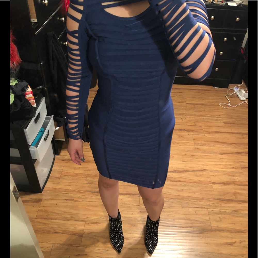 Long sleeve blue bandage dress